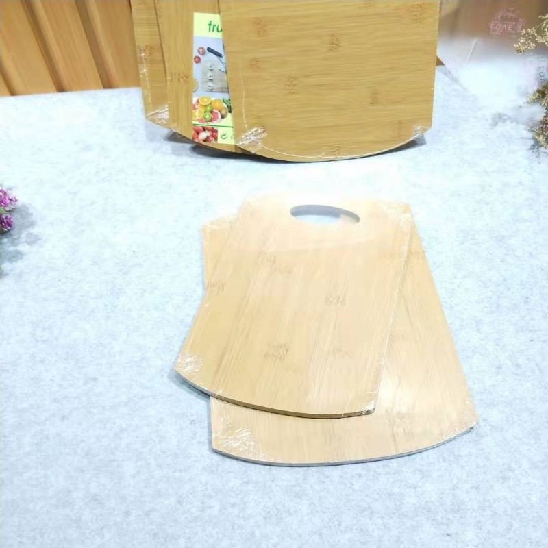 Jiehao natural bamboo kitchen curved creative fruit board use comfortable cutting board beautiful strong cutting board details Picture